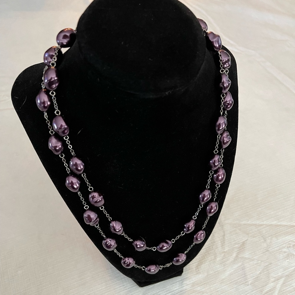 AVON Vintage Tinted Baroque Pearlesque Adjustable Necklace